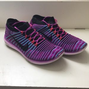 Nike Flyknit Running Shoe